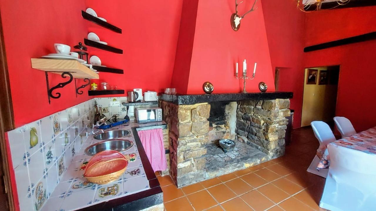 Casas Rurales- "Casa Larios" El Colmenar Exterior foto